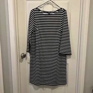 Foxcroft Black and White Striped Long Sleeve Shift Dress